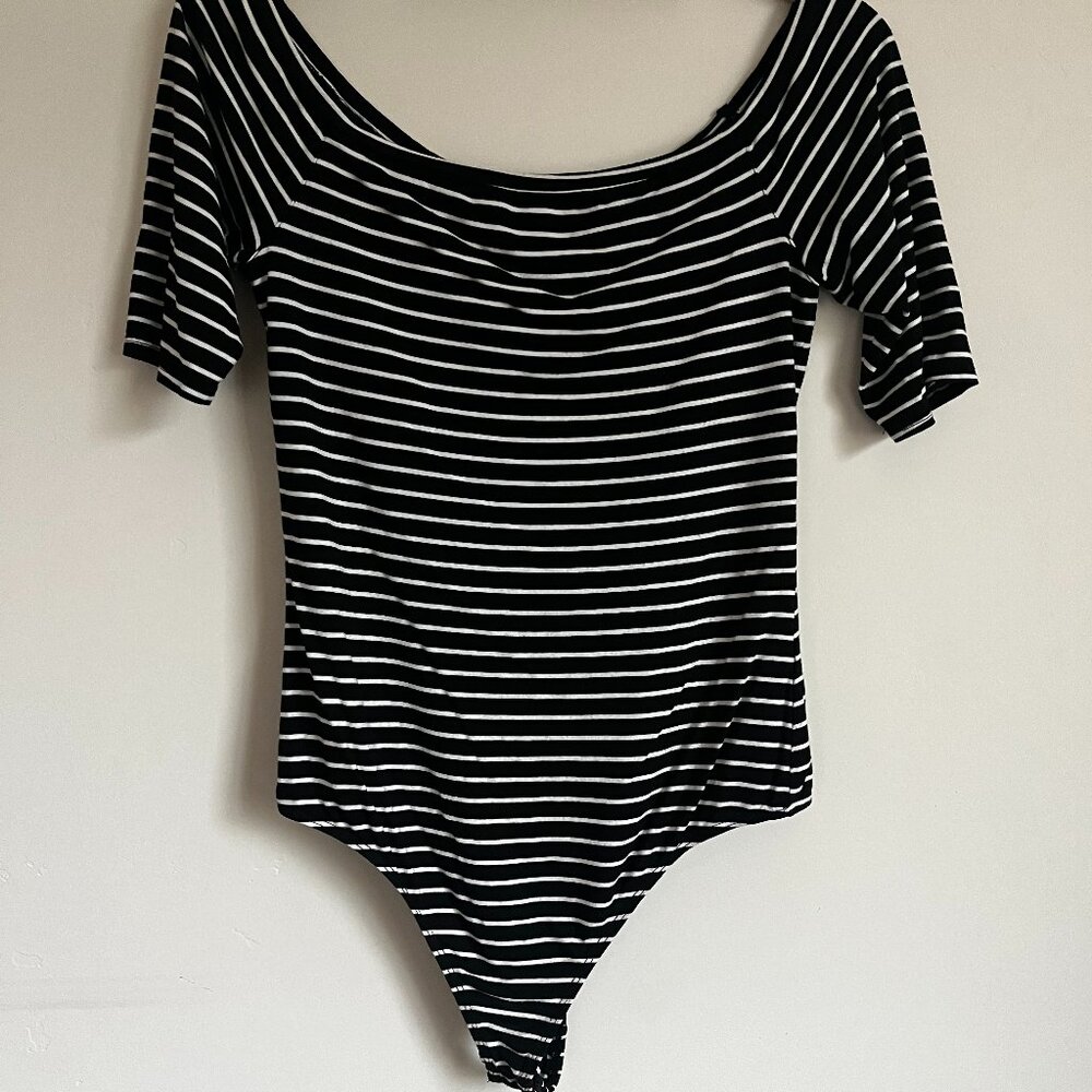 Paige Womens Off Shoulder Bodysuit Striped Short Sleeve Black White Size M